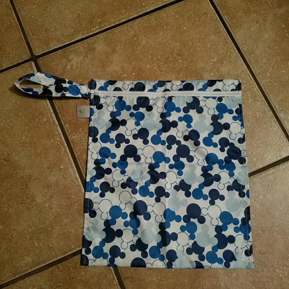 Disney wet small zipper bag